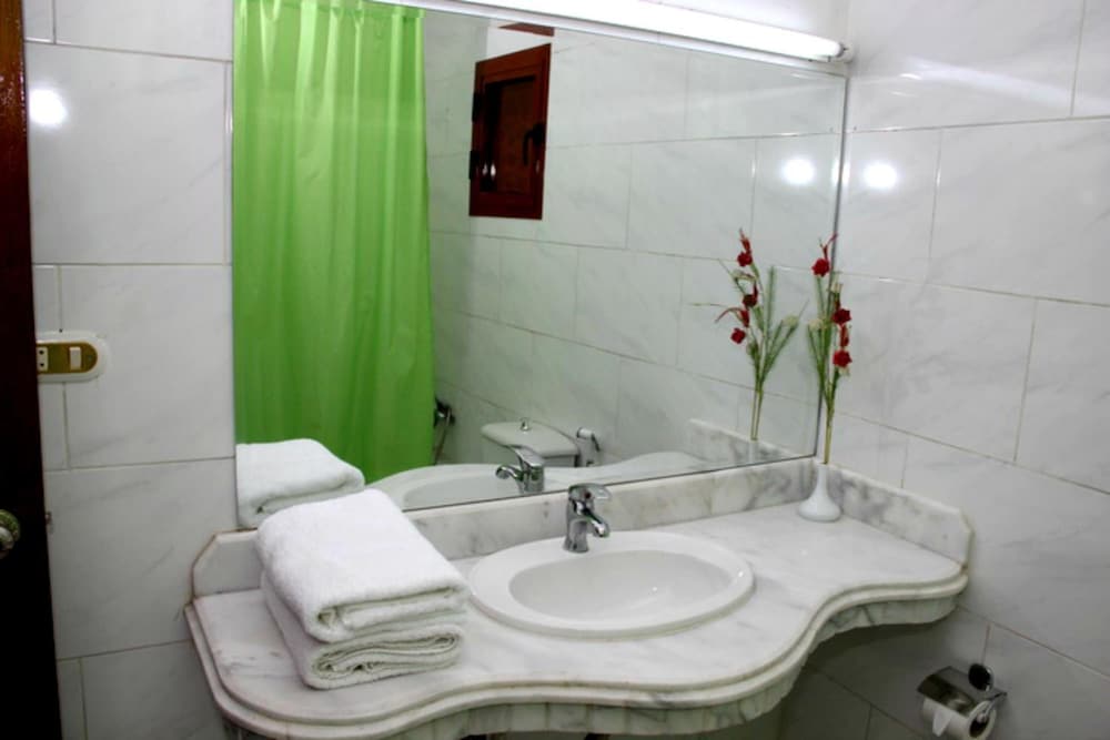 Alexandria Mediterranean Suites 27/30
