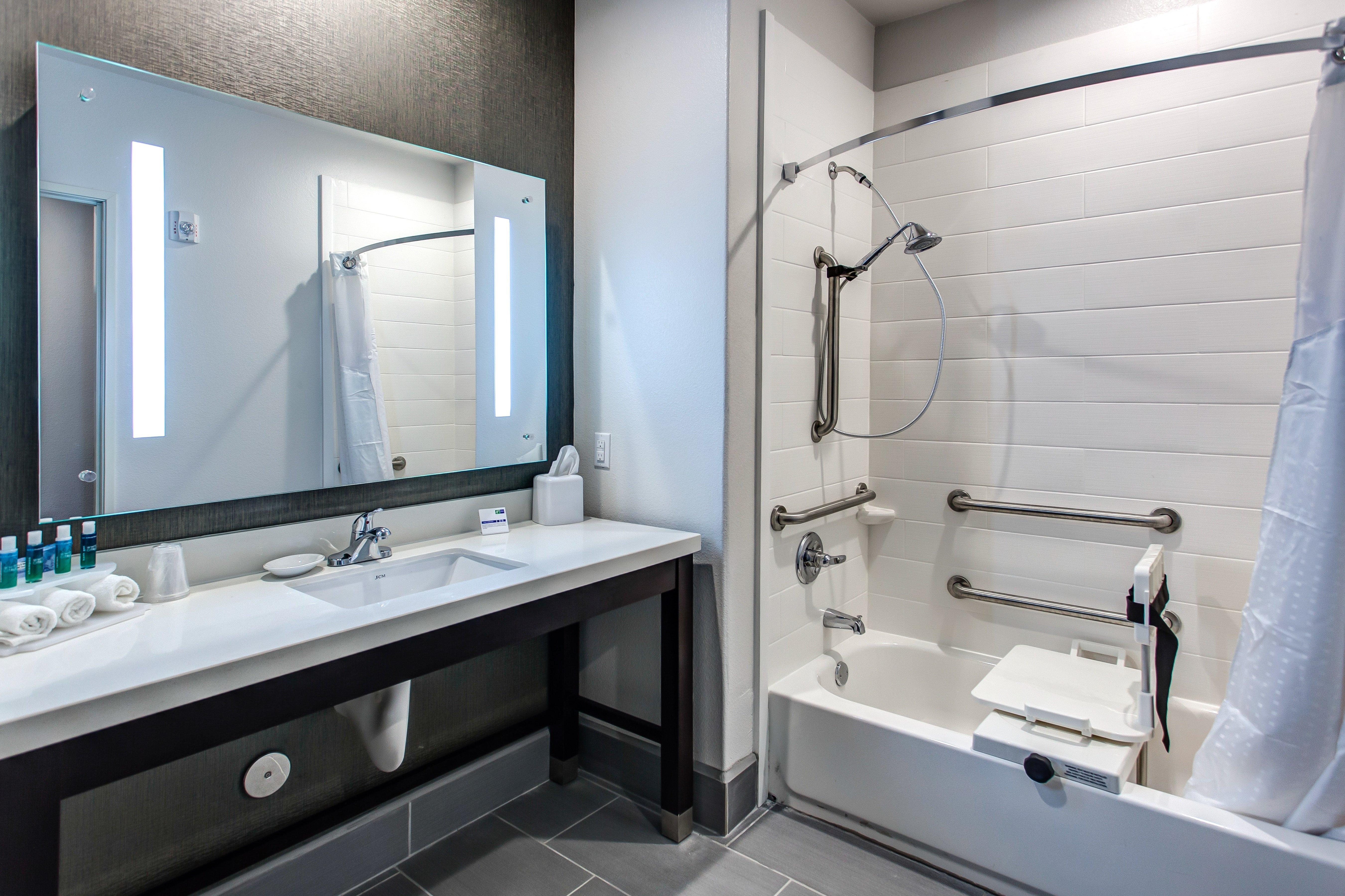 غرفة بسرير كينج لذوي الإعاقة، Holiday Inn Express & Suites Gatesville N. Ft Hood 3/3
