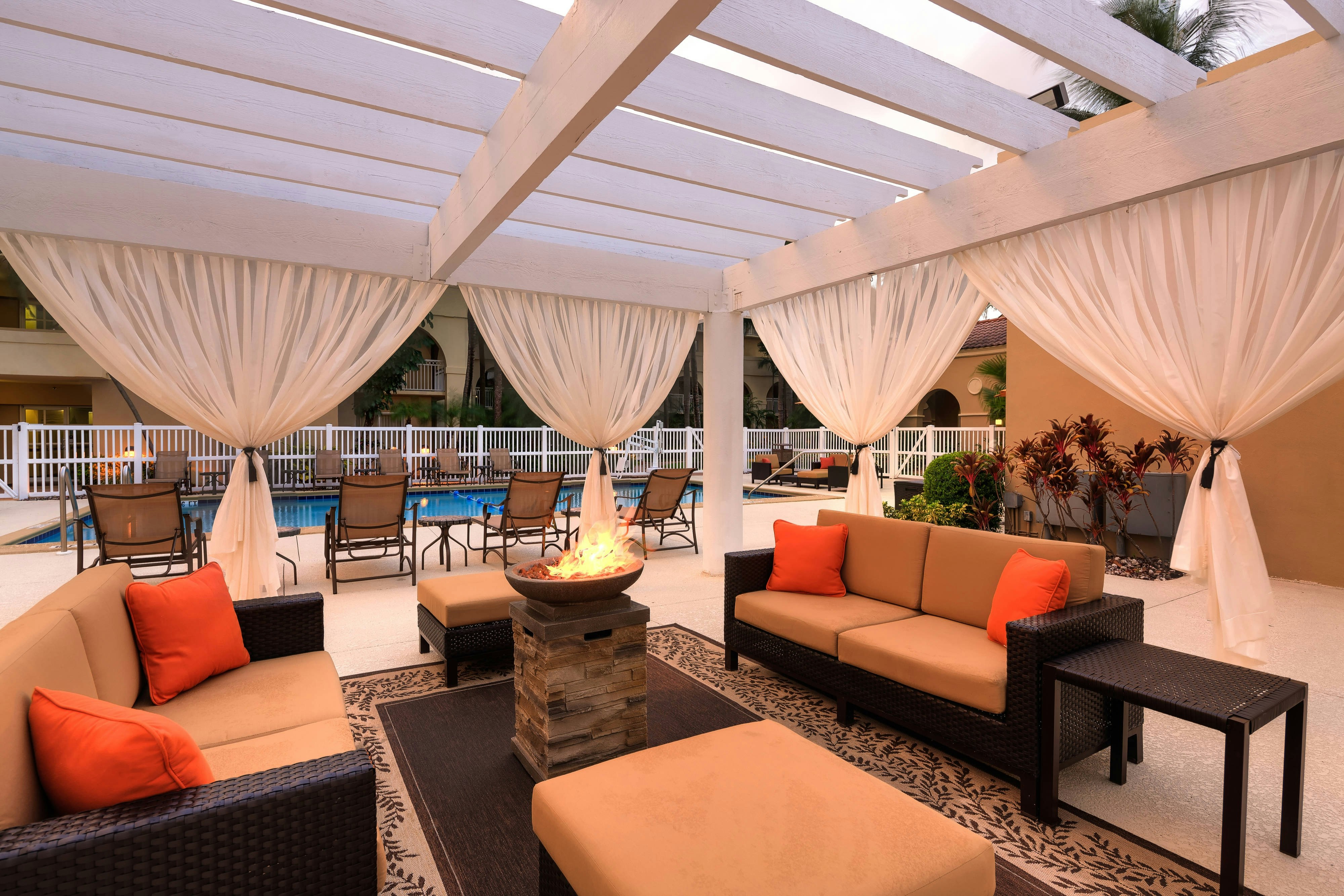 Courtyard Fort Lauderdale North Cypress Creek 8/22