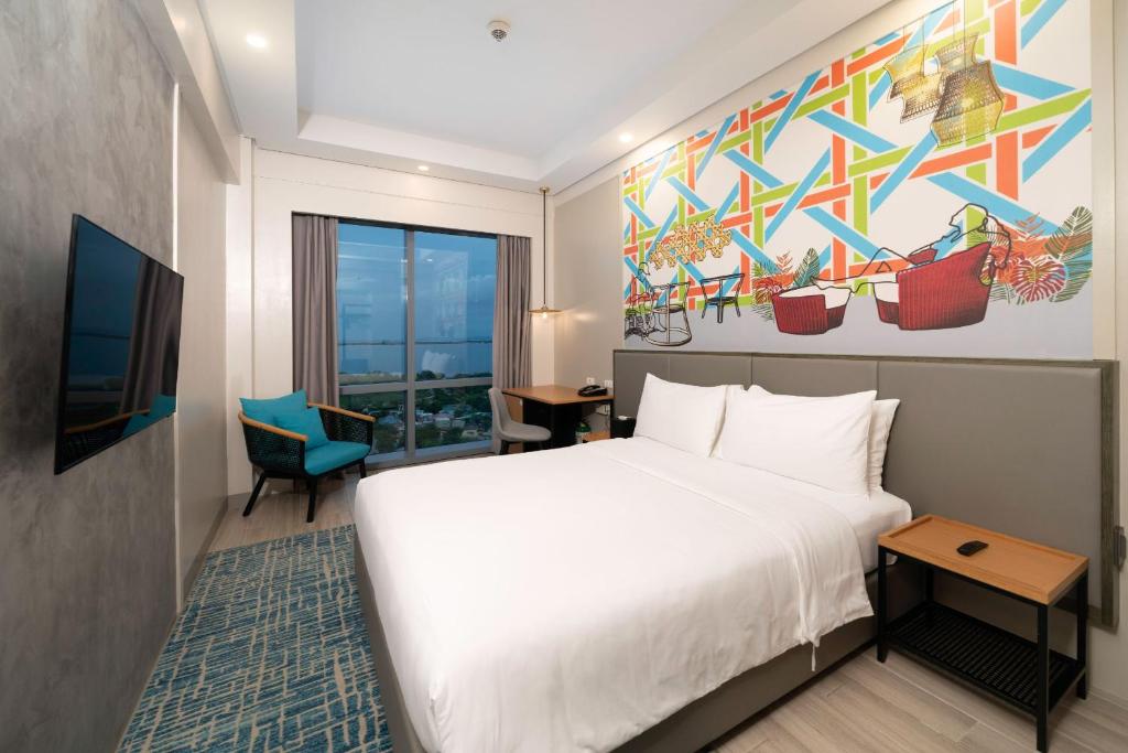 Beach, Queen Bed, Near Beach