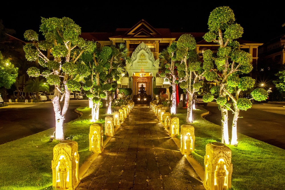 Empress Residence Resort And Spa 68/73