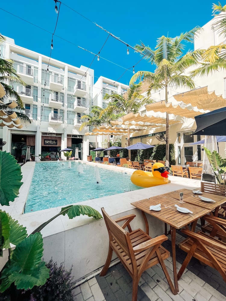 Fairwind Hotel Miami Beach 5/86