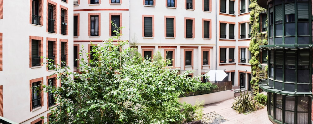 Residhotel Toulouse Centre 69/72
