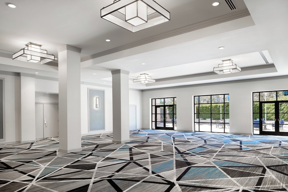 Sheraton Cerritos Hotel 9/50