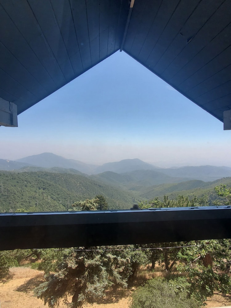 The Sky View Inn 61/67