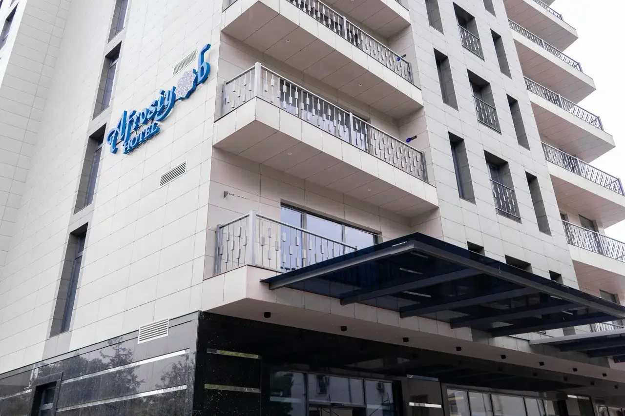 Grand Afrosiyob Hotel in TASHKENT
