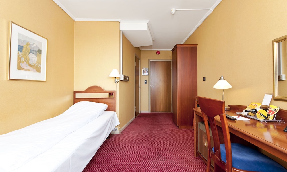 Thon Hotel Saga 12/39