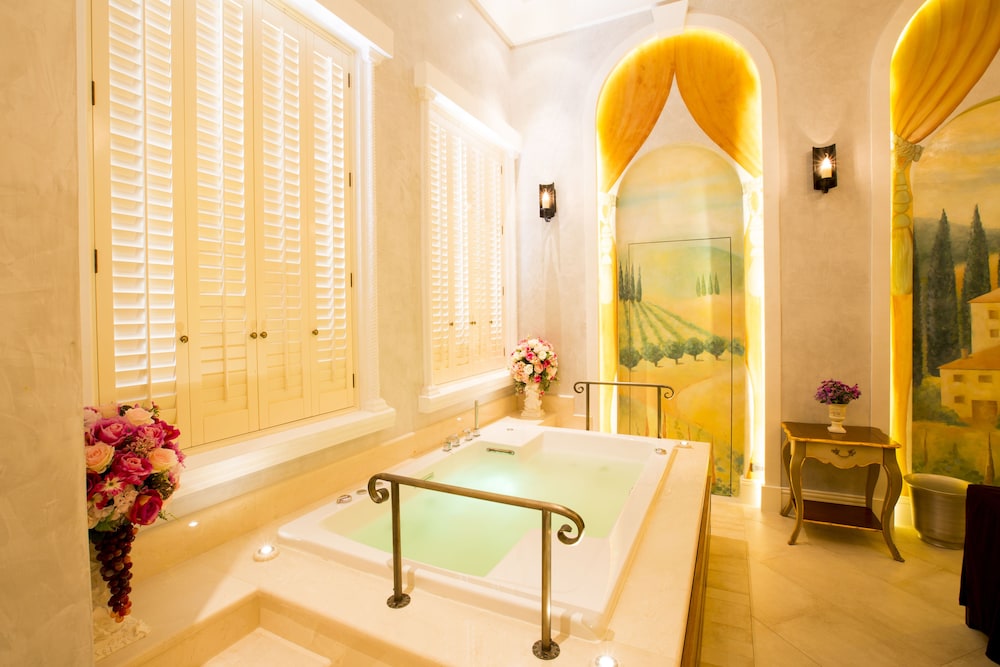 Town Square Suites By Toscana Valley 20/50