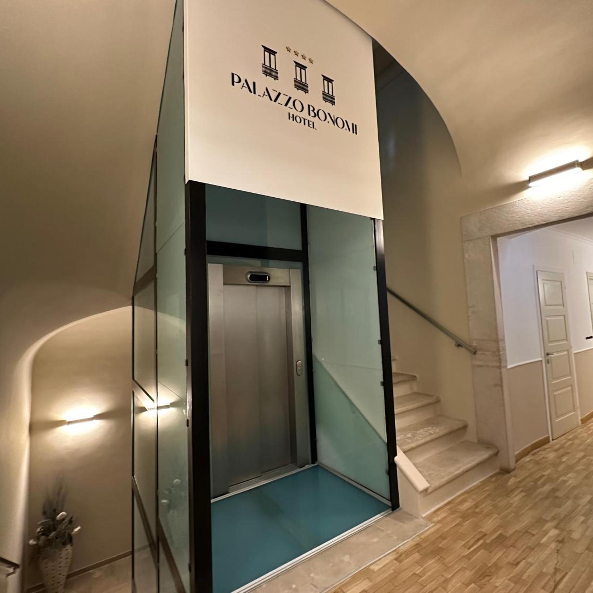 Palazzo Bonomi 27/50