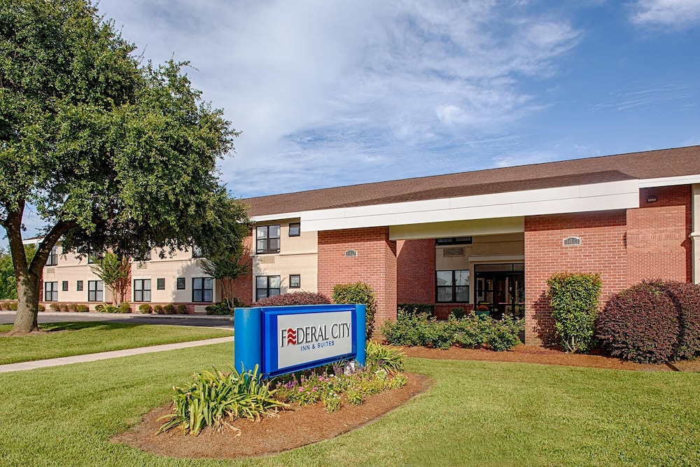 Federal City Inn & Suites 32/34