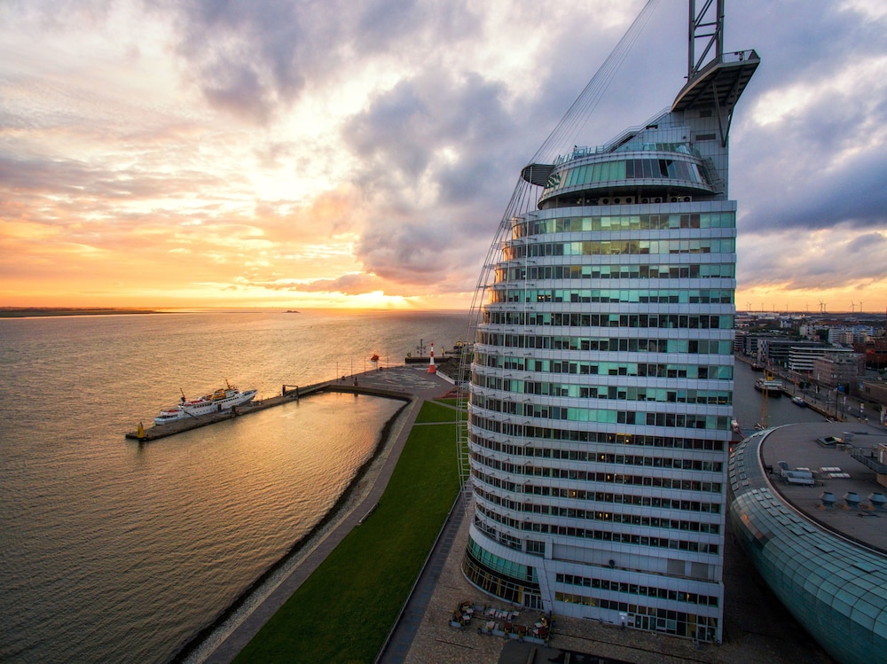 Atlantic Hotel Sail City 26/62