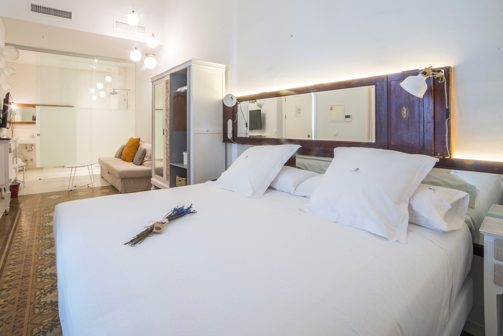 STANDARD, DOUBLE BED