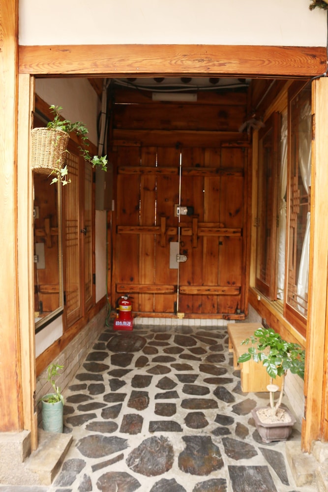 Dajayon Guest House 10/70