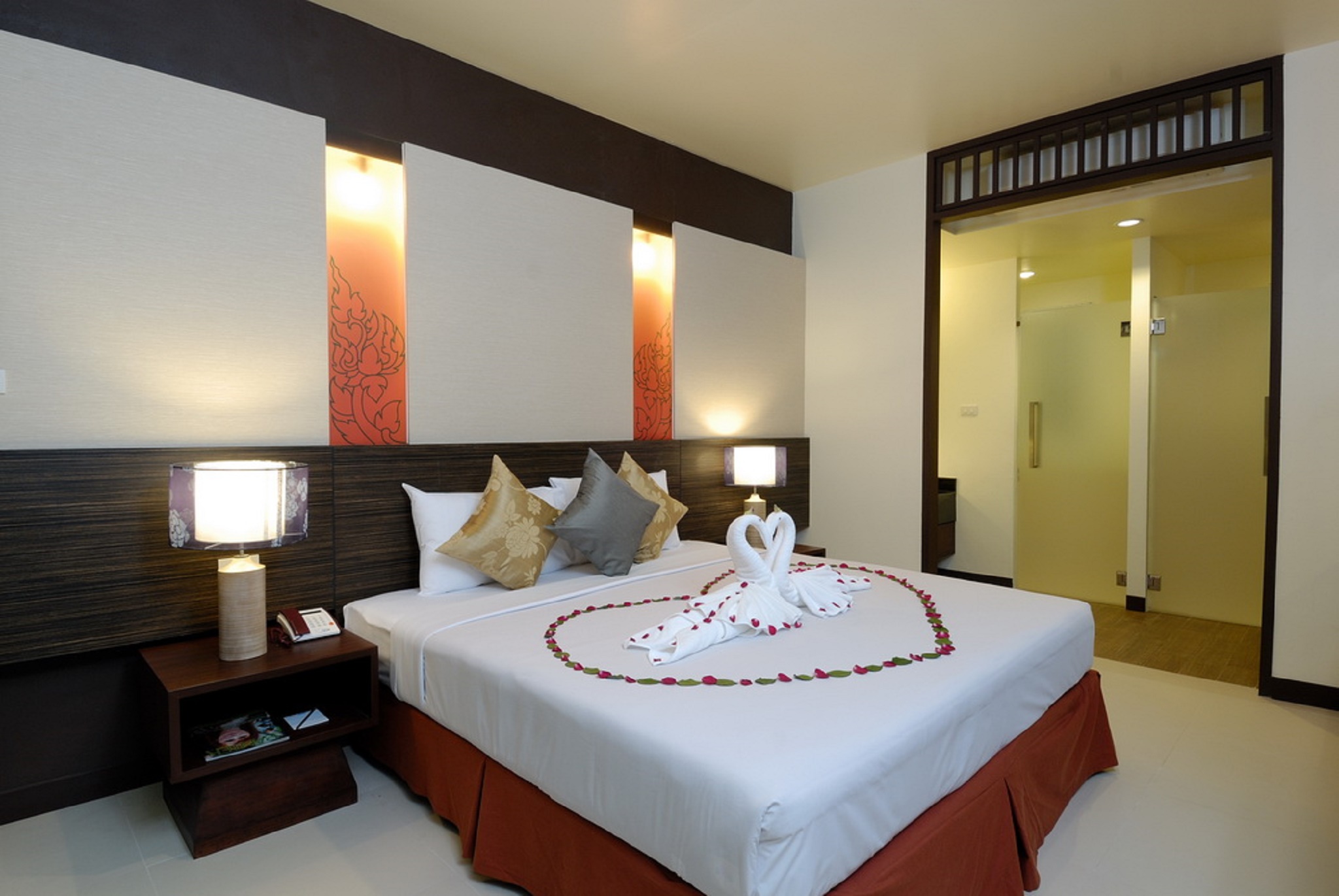 Courtyard Suite
