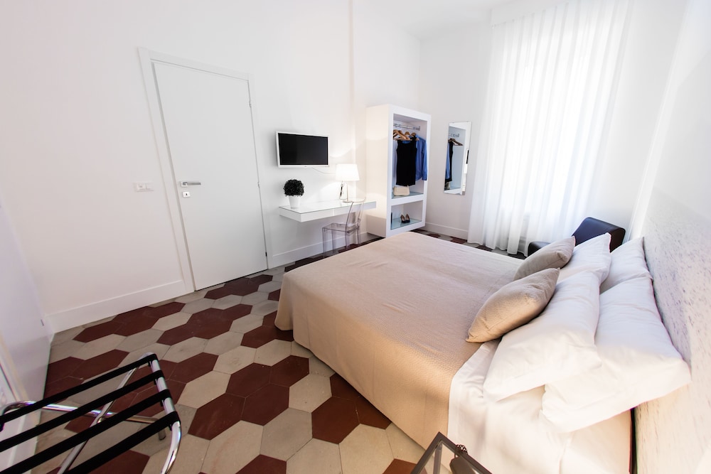 Rhegion B&B 6/40