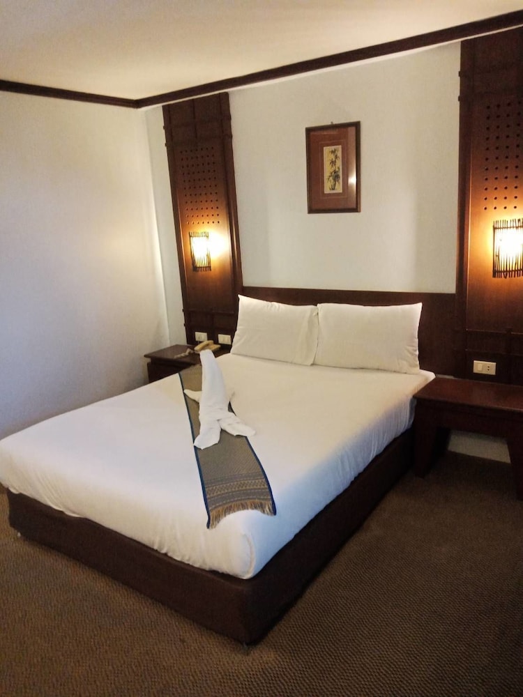 Neo Hatyai Hotel 11/37