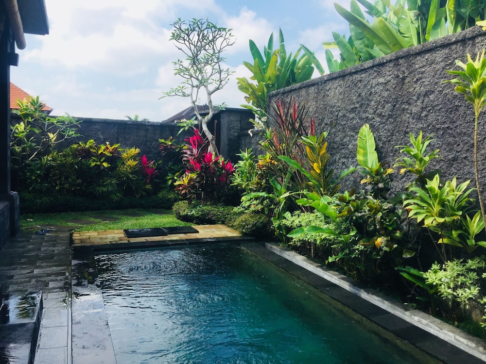 Pondok Naya 44/50