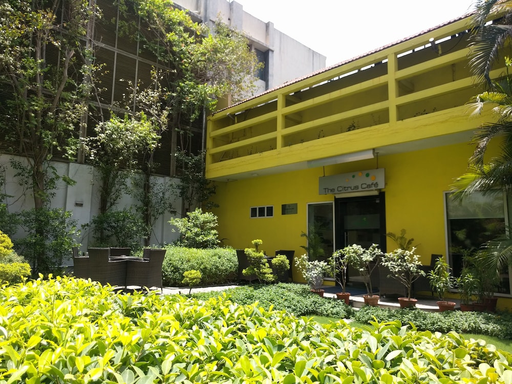 Lemon Tree Hotel Udyog Vihar Gurgaon 44/47