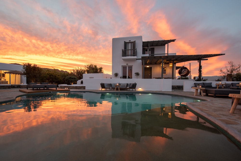 OLIVE MYKONOS VILLAS 6/73