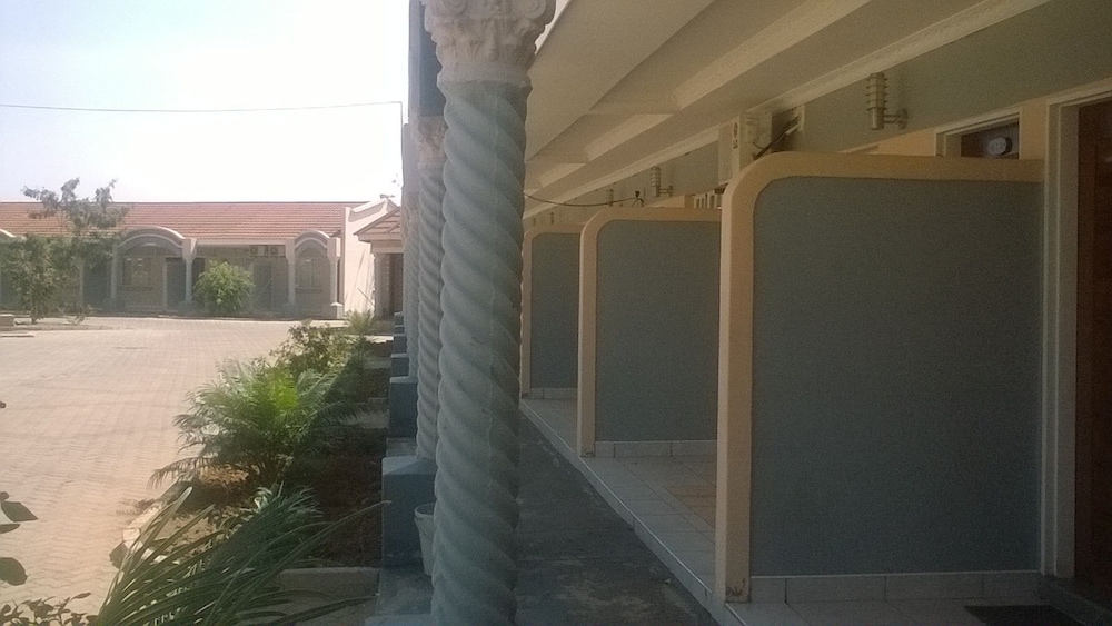Sahara Stones Hotel 5/50