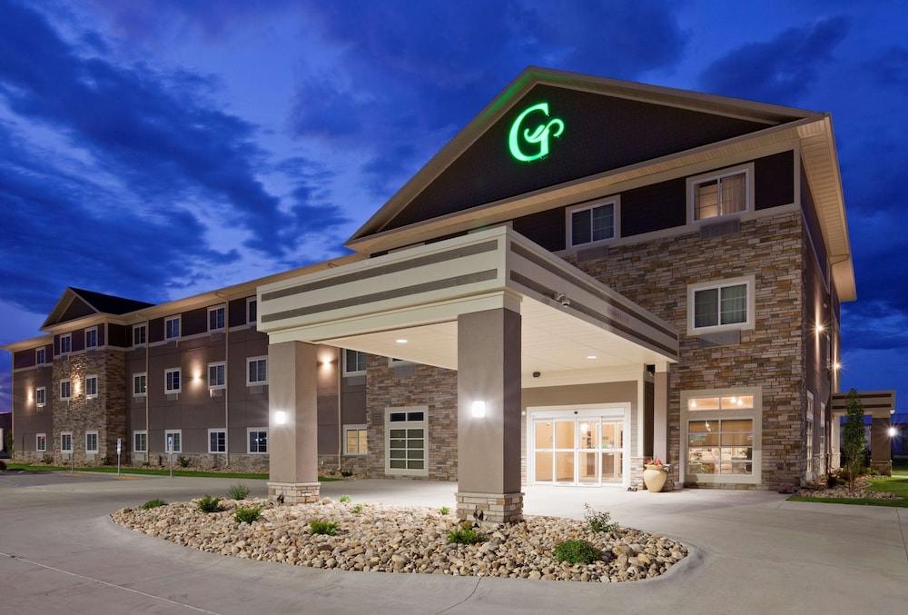 GrandStay Hotel and Suites 6/63