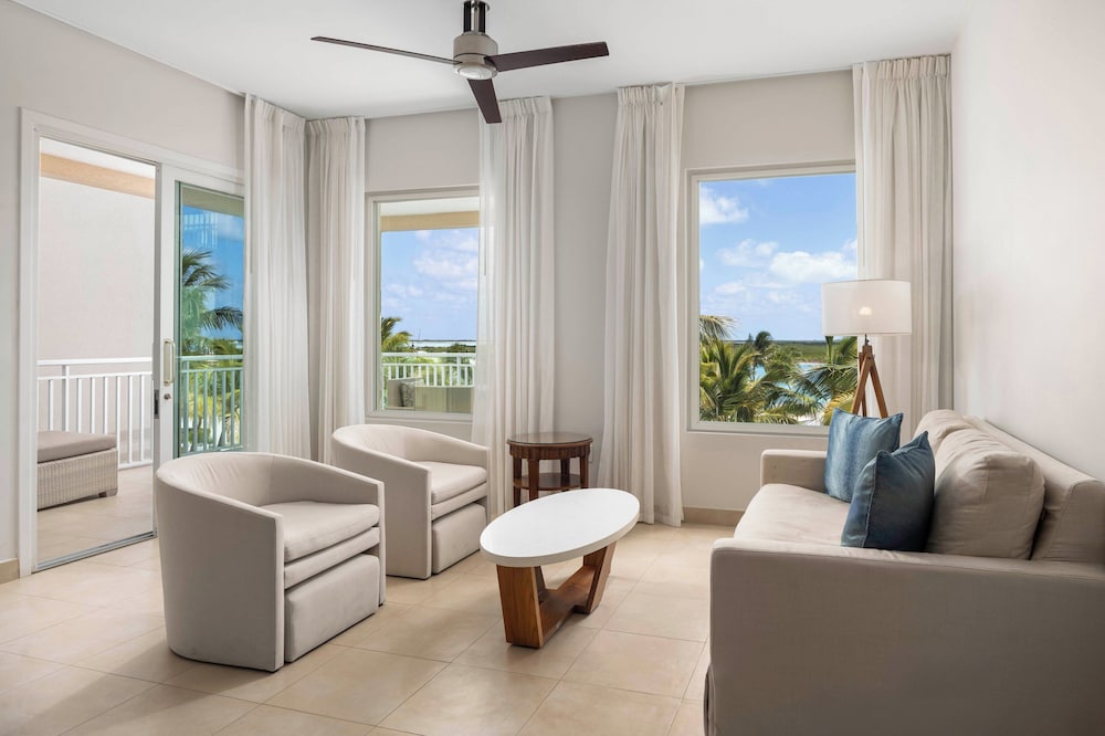 Blue Haven Resort 26/48