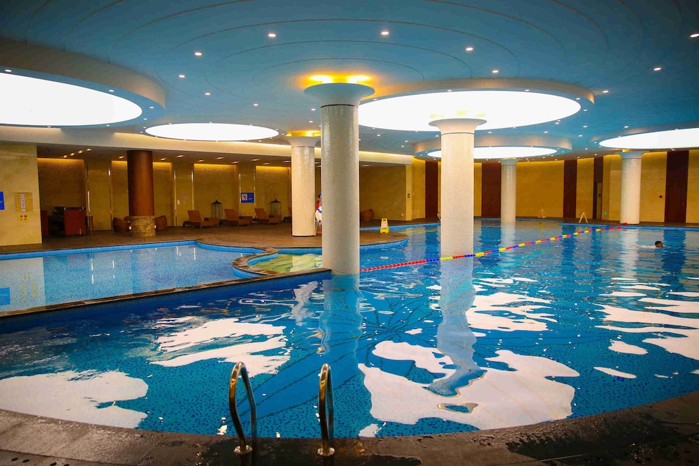 Fragrant Hill Empark Hotel 24/55