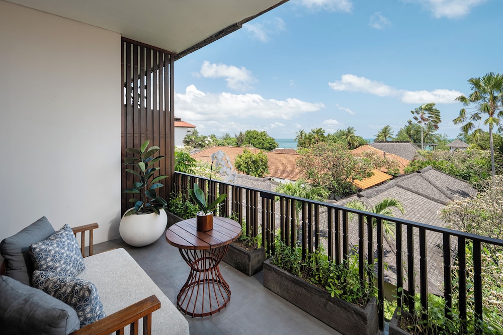 Kuta Seaview Beach Resort 64/78