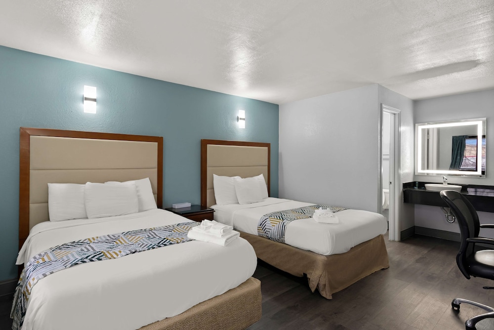 Americas Best Value Inn Bangor 24/43