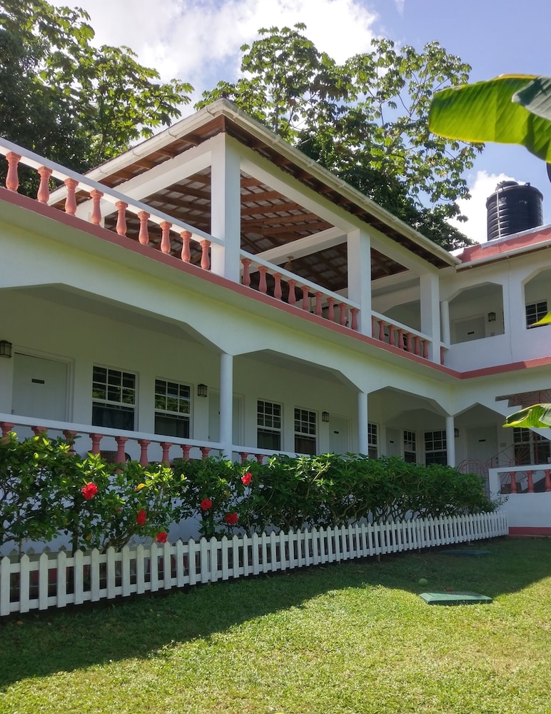 Polish Princess Guest House 25/28