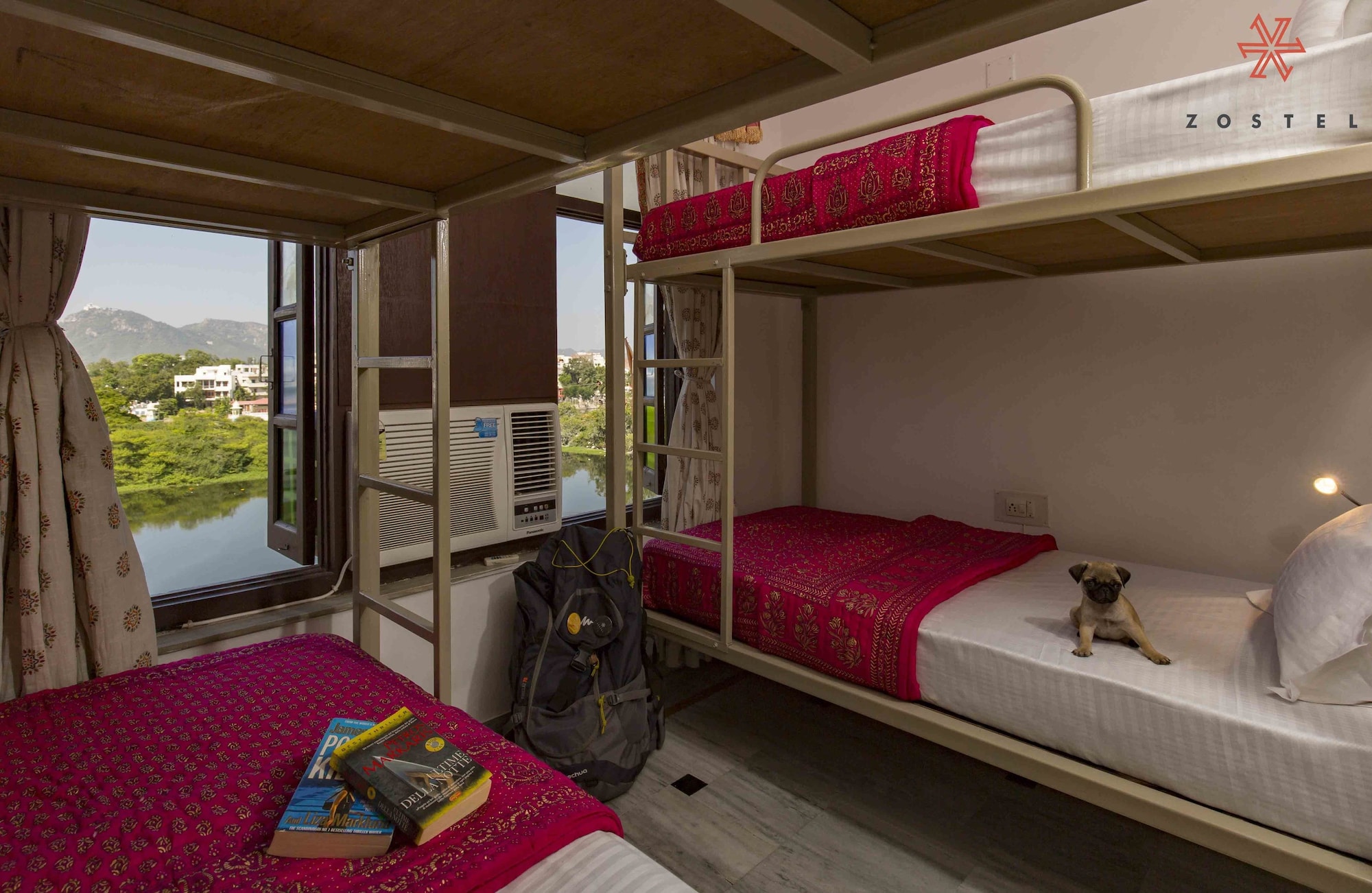 MIXED DORM, DELUXE
