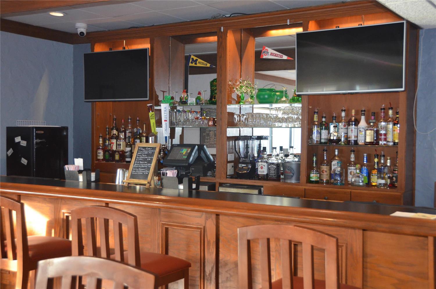 restaurant cafeteria