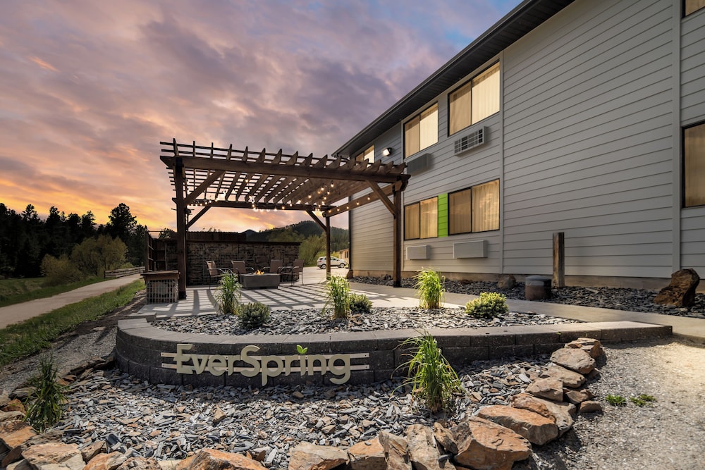 Everspring Inn Suites Hill City 32/61