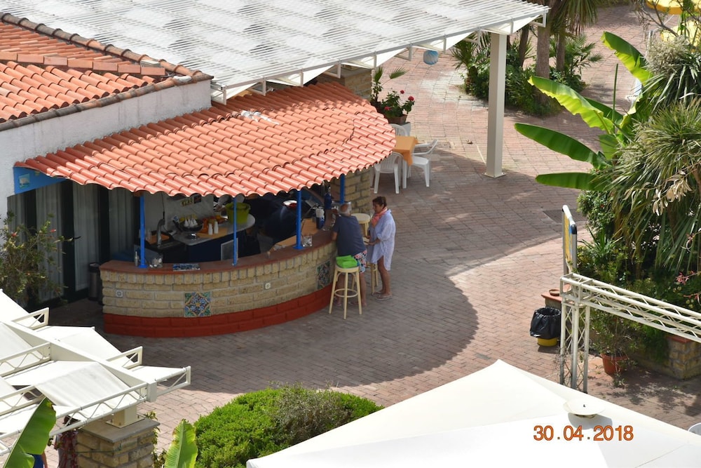 Marina Club 5/50