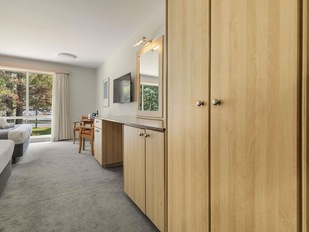 ibis Styles Canberra 14/78