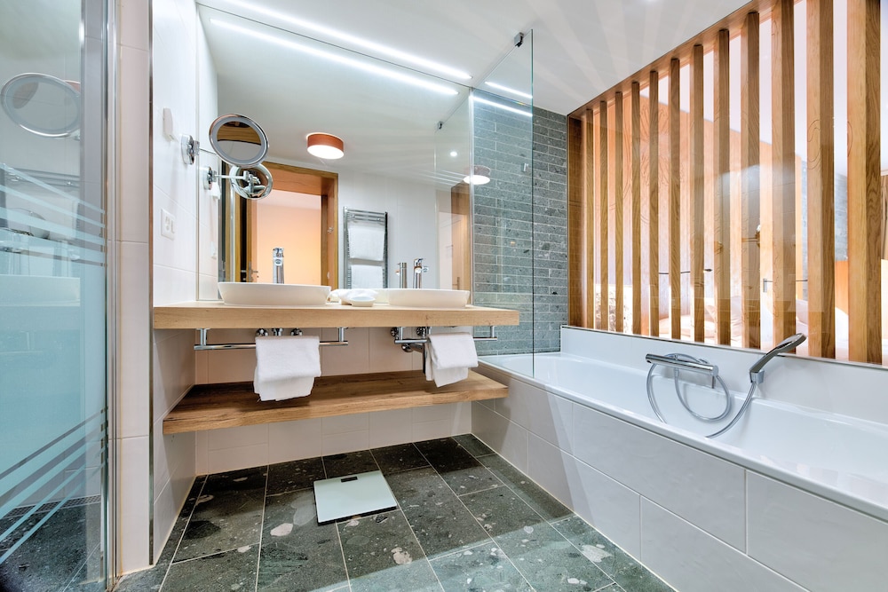 Les Bains de Saillon 50/50