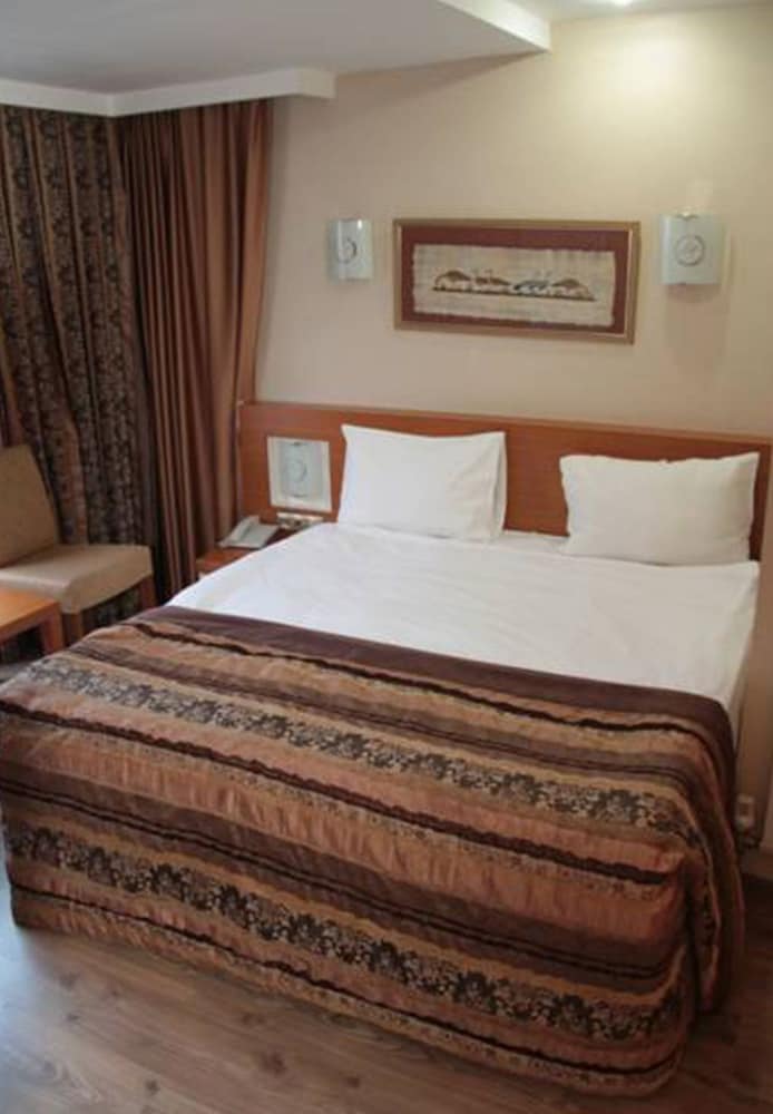 Bc Burhan Cacan Hotel Spa 15/44