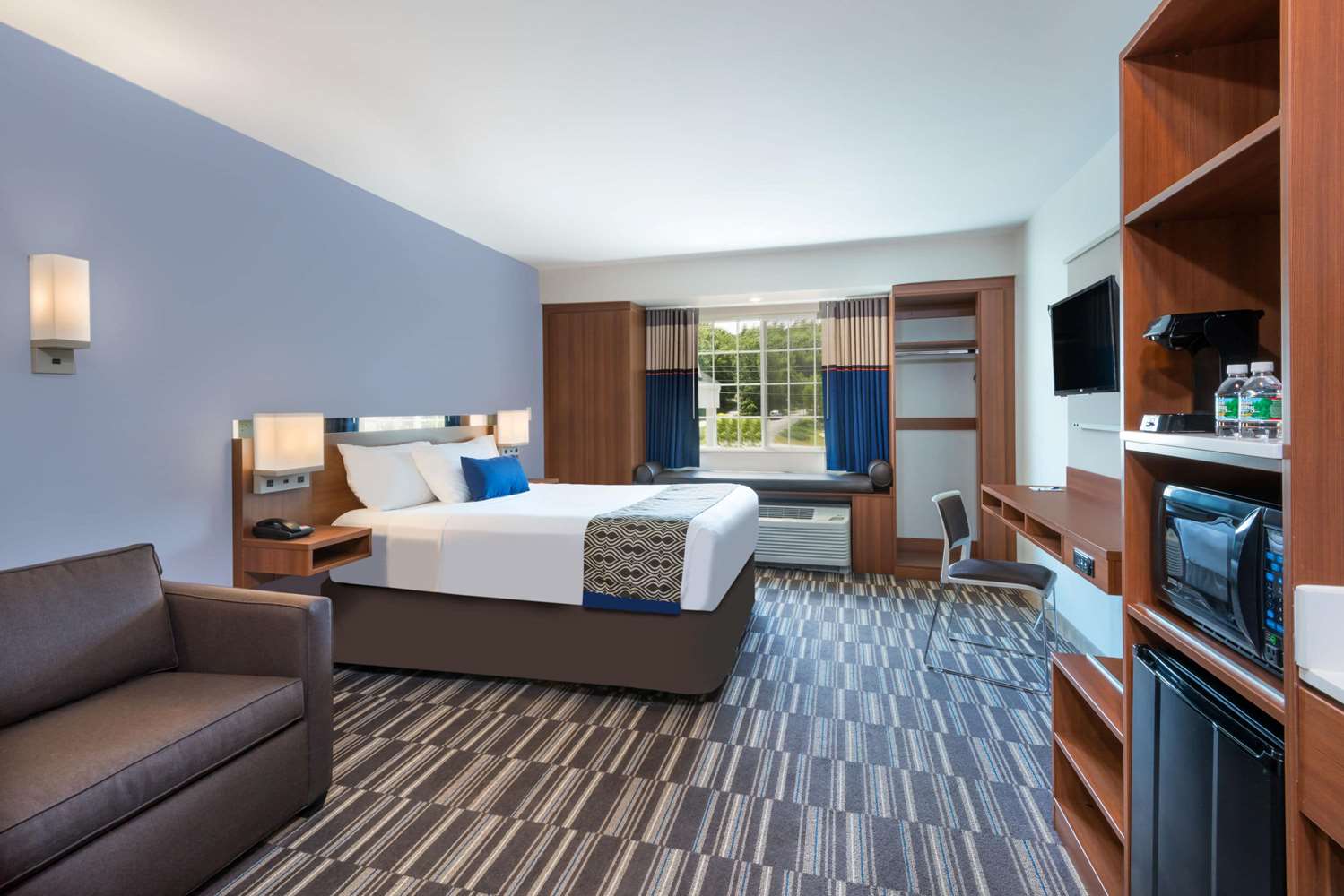 Microtel Inn & Suites By Wyndham Windham 3/41