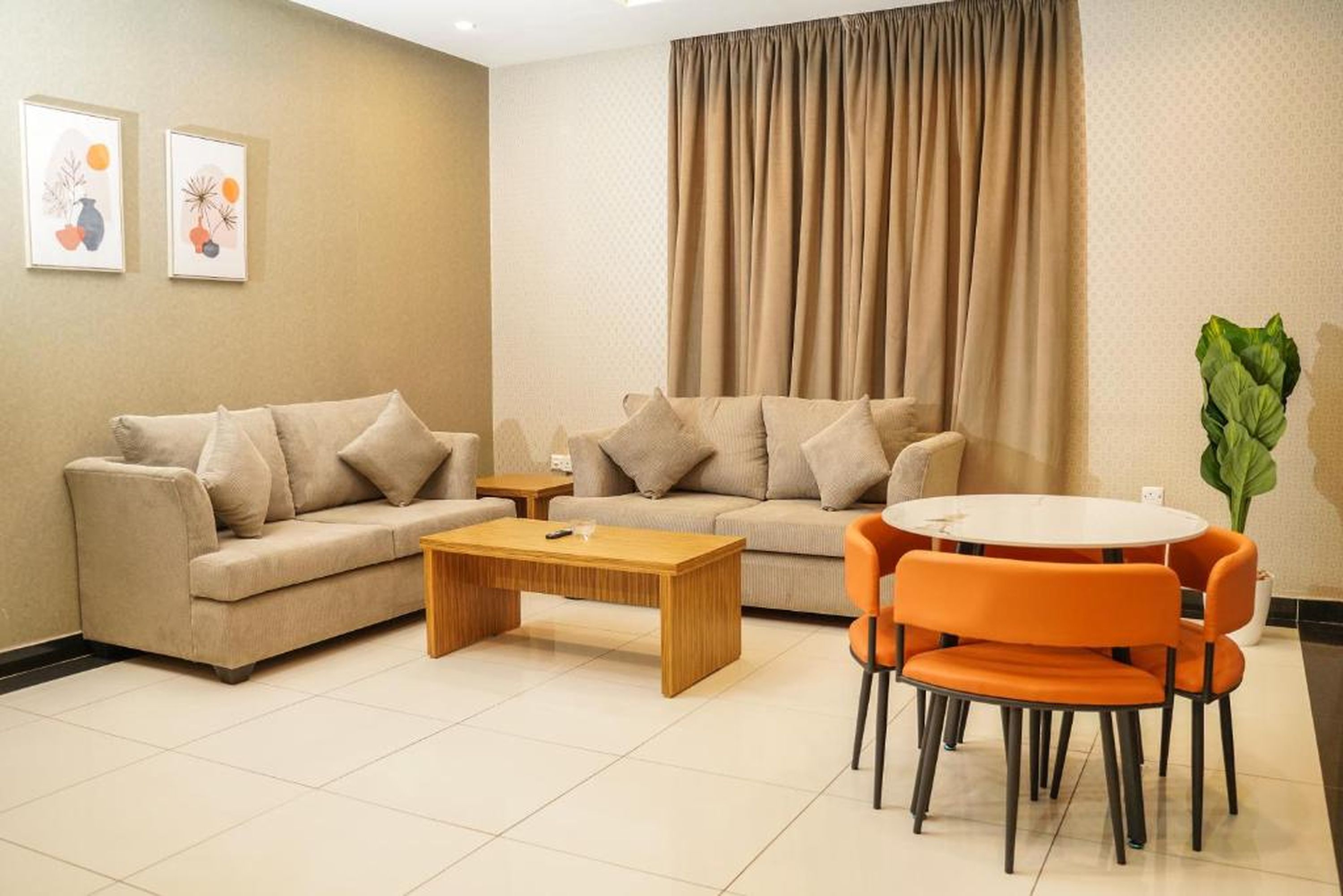 Palette Luxury Credit Hotel 46/60