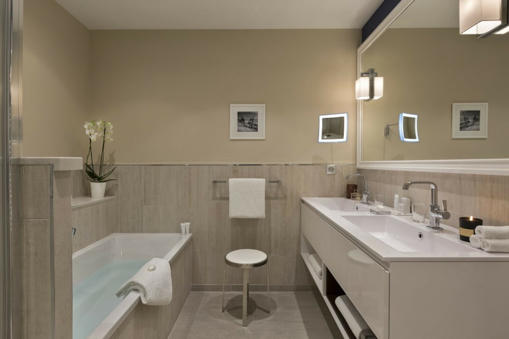 Hotel Barriere Le Grand Hotel Dinard 7/83