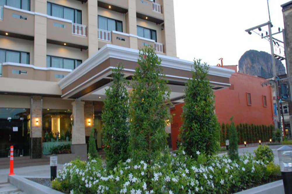 The Centris Hotel Phatthalung 4/50