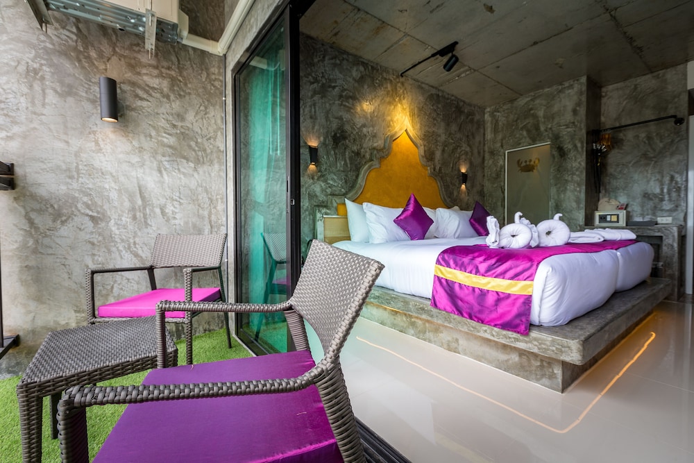 Maneetel Krabi Beachfront 14/50