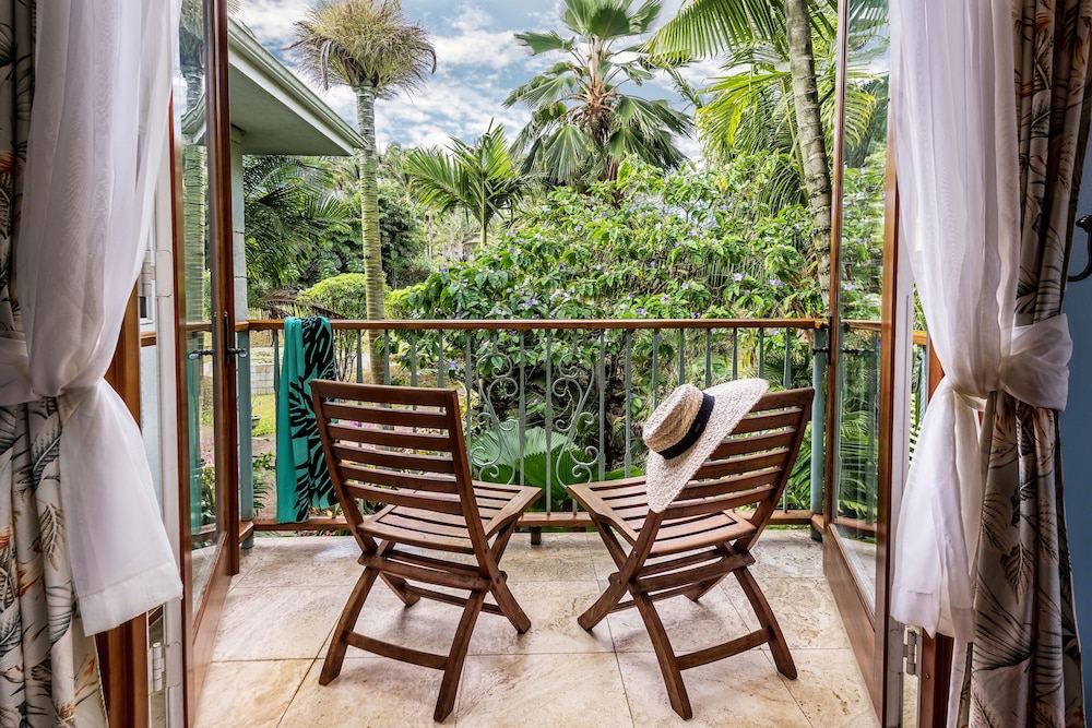 Hawaii Island Retreat 37/66