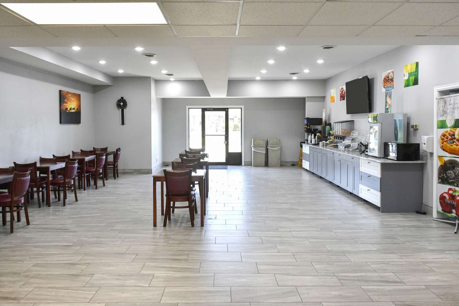 Quality Inn & Suites Brooks Louisville South 27/38