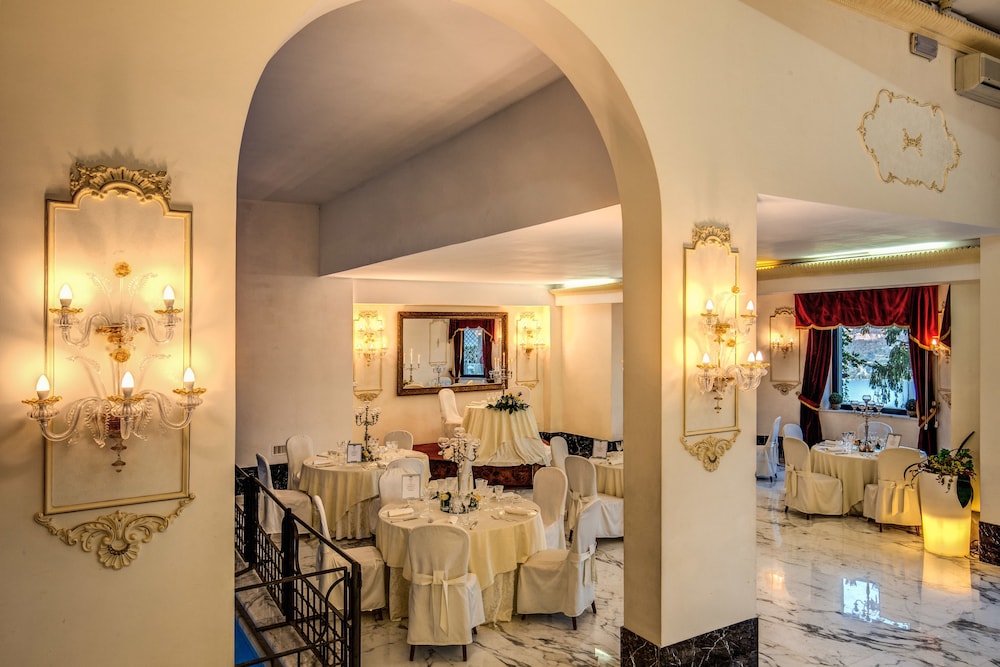 Hotel Castel Vecchio 37/48