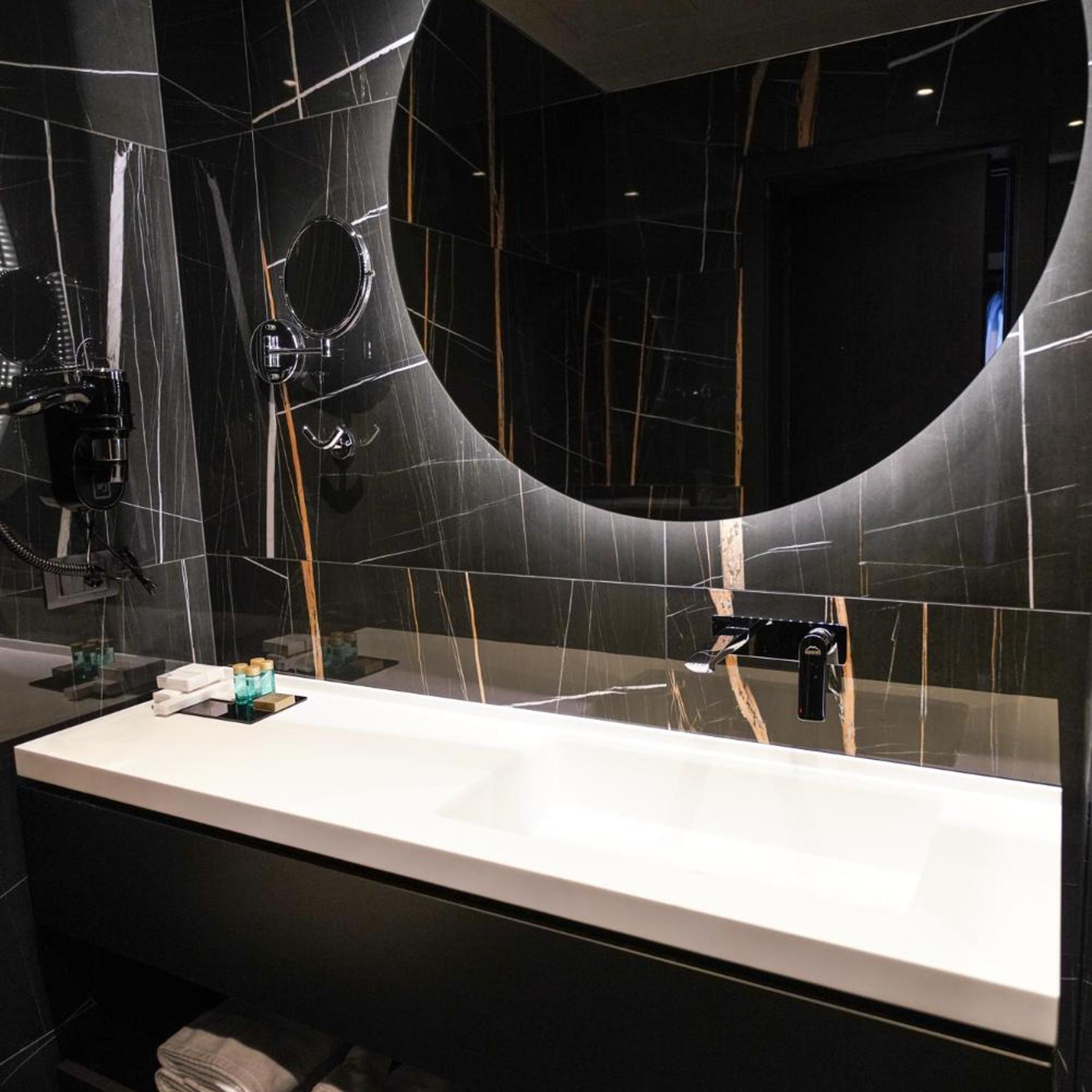 The Central View Boutique Hotel 53/58