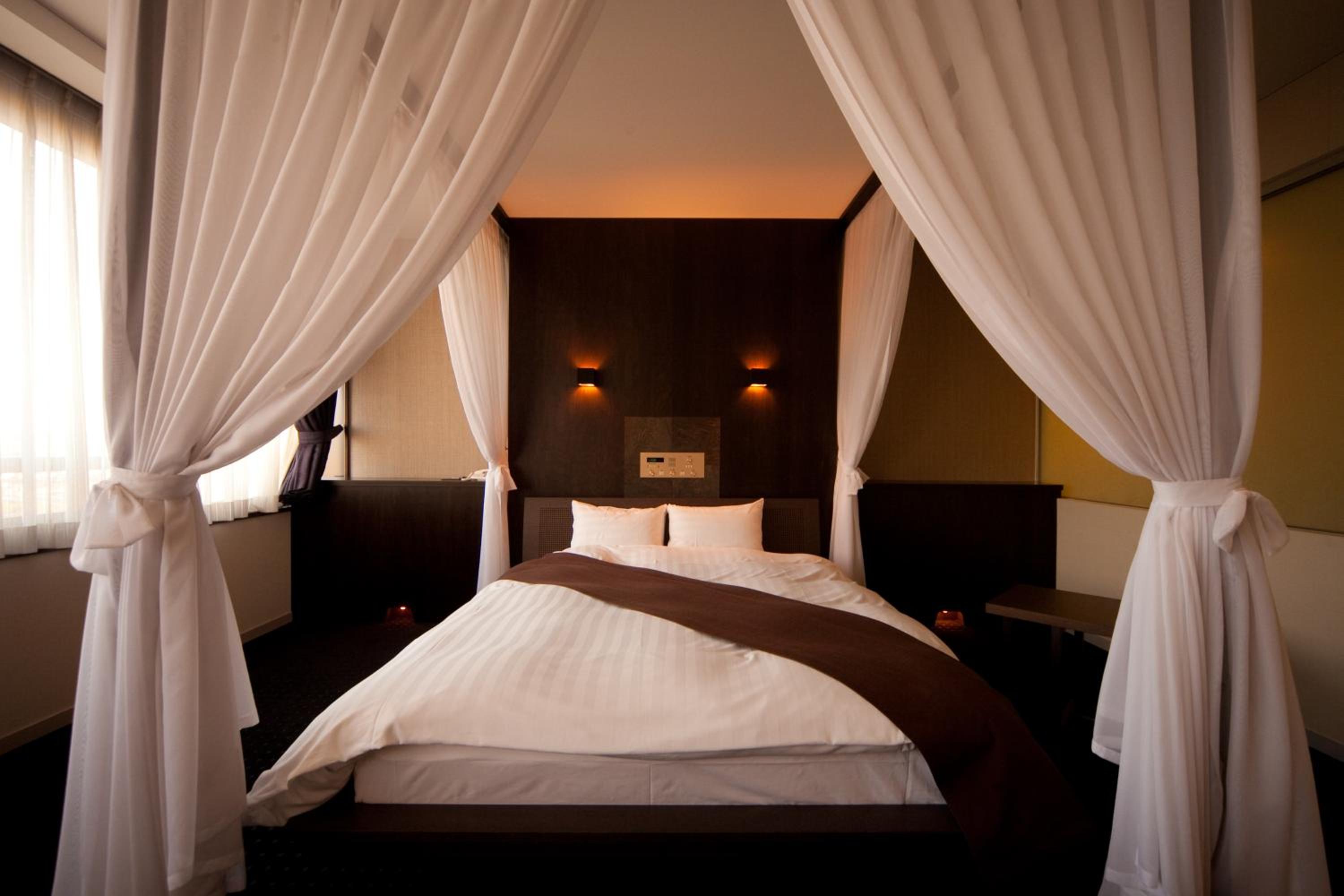 Premium, Queen Bed