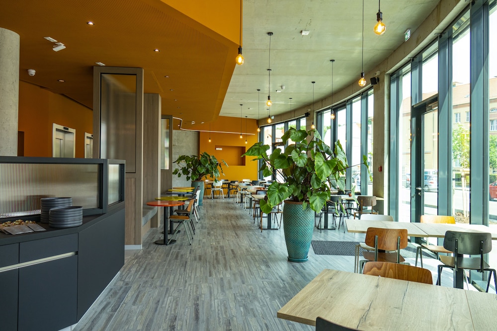 H24 Stadthotel Bernau 32/42