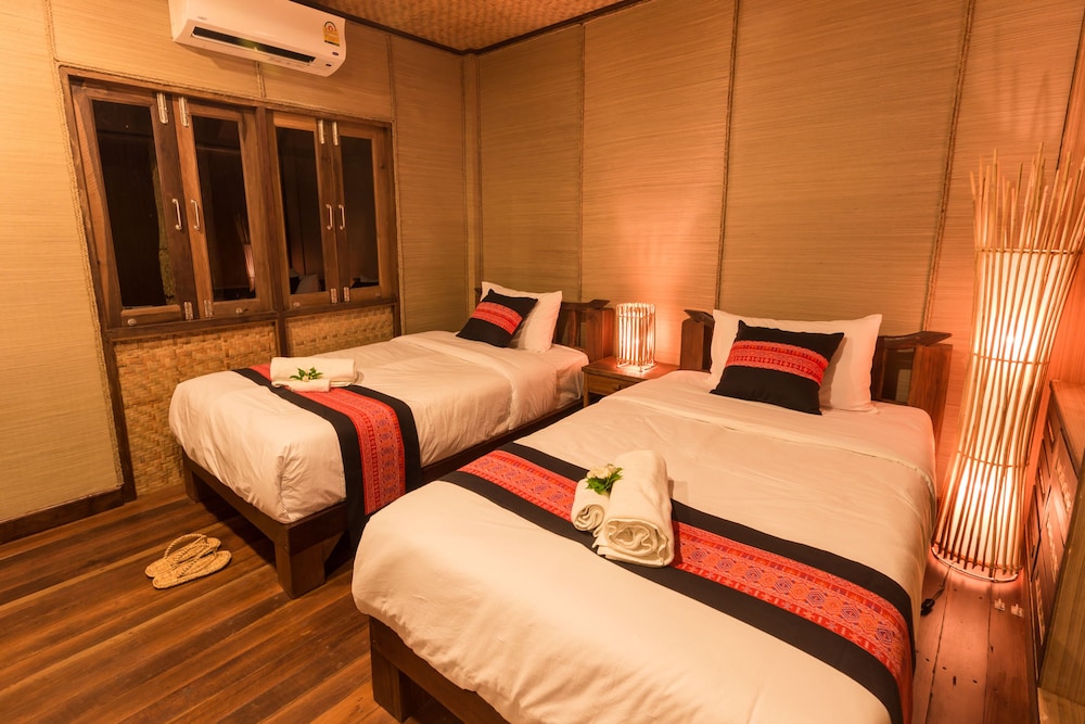 Cottage, Suite, Double and Twin Beds