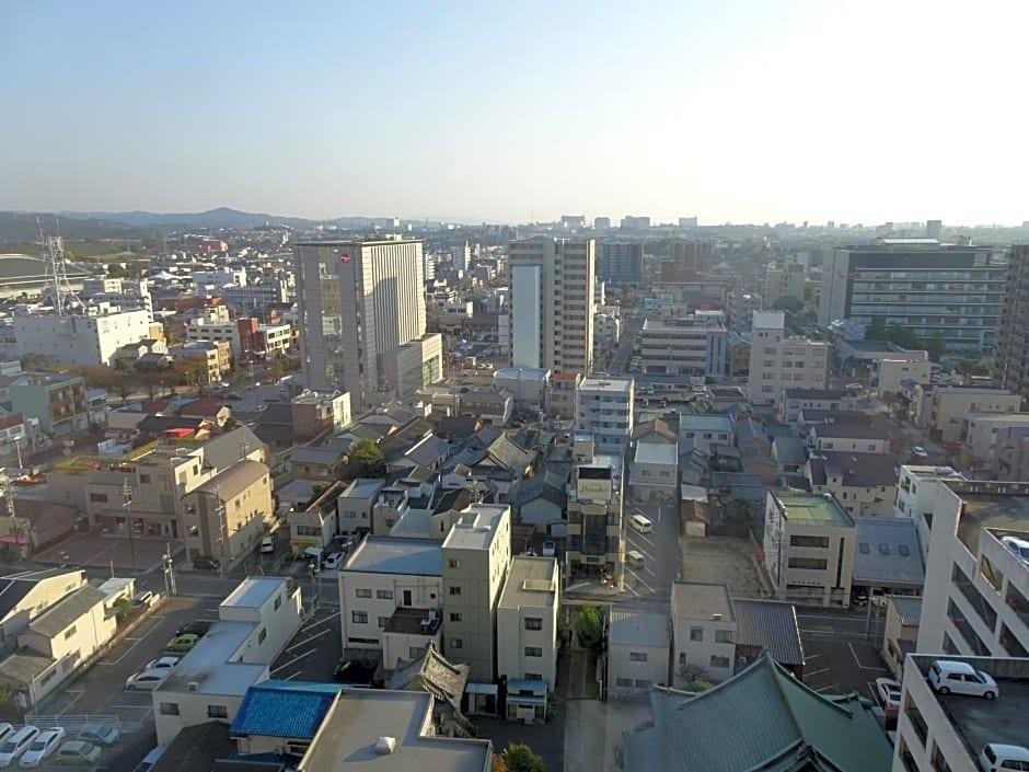 Hotel Toyota Castle 36/40